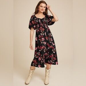 Maurices XXL Floral Sweetheart Neck Bubble Short Sleeve Midi Dress